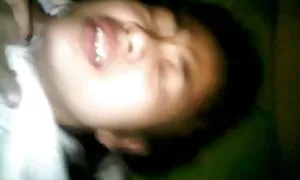 Adolescent avec le cul rond lèche la jeune film gratuit porno français chatte