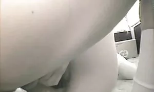 Pervers jeune homme film porno complet français streaming joue avec son outil tout en fumant une cigarette
