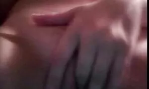 Donne une pipe à une bite noire-Gloryhole film x vf streaming