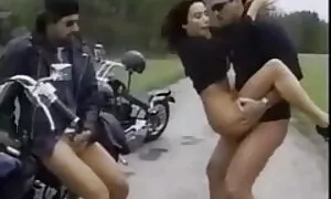 ManRoyale poilu minets film français x gratuit baisent